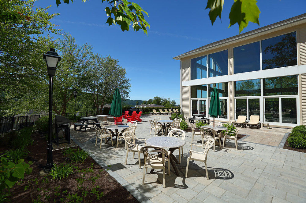 Vacation Village In The Berkshires Hancock Luaran gambar The patio at the Student Union Building