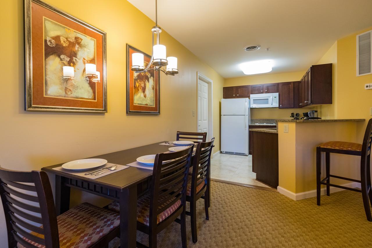 Vacation Village In The Berkshires Hancock Luaran gambar A kitchen in a typical two-bedroom unit